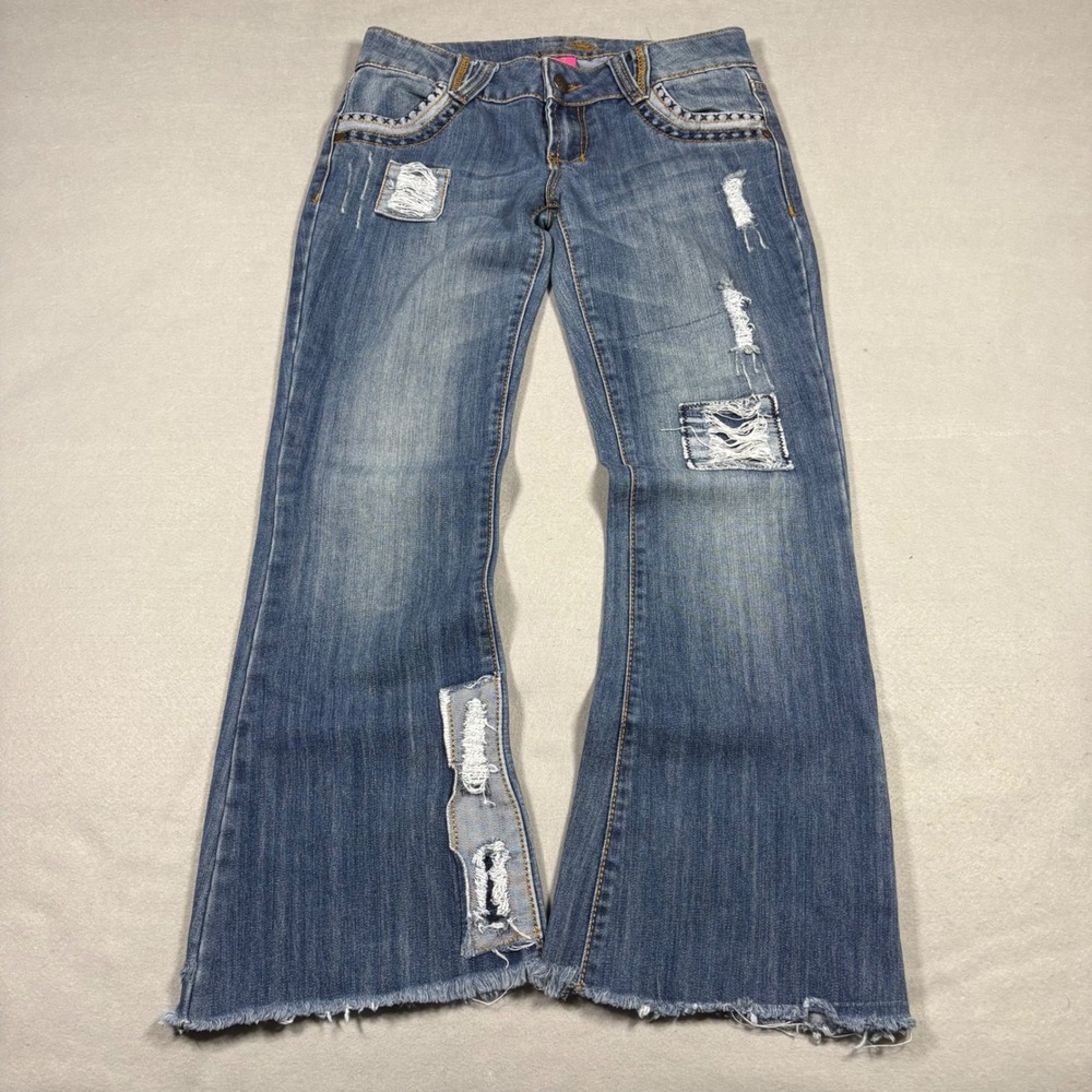 Almost Famous Womens Distressed Low Rise Flare Jeans Medium Wash Y2K Size 7 30"